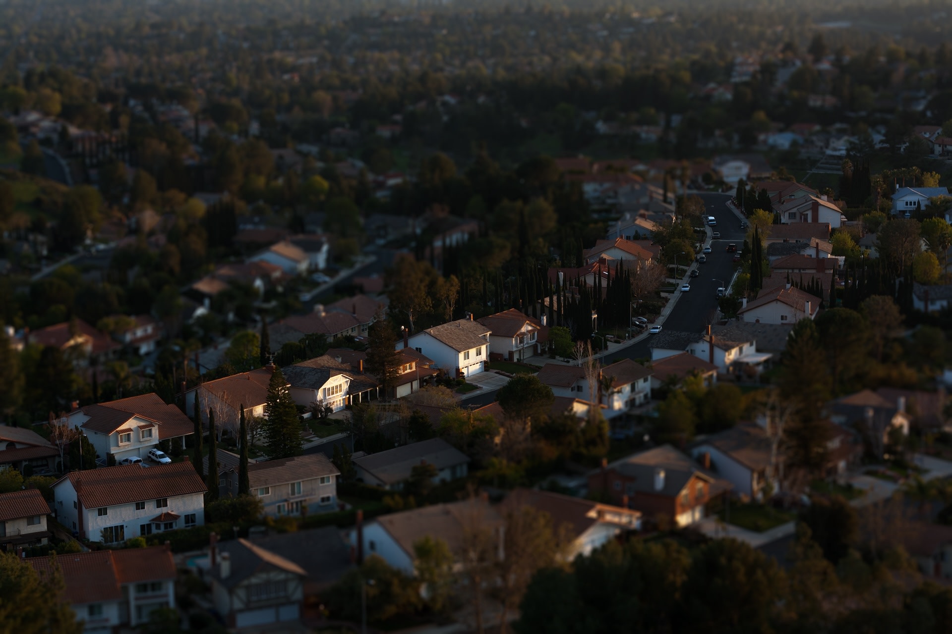 Army veteran reveals which next-gen tech he uses to protect his home from the threat of blackouts: 'Having … security is super important'