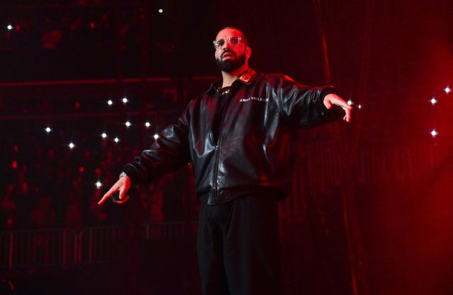 A subreddit ignited in a blaze of frustrated comments when someone posted an old video of rapper Drake showing off his private jet.
