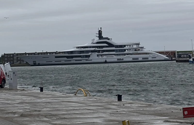 One Redditor shared a photo of an enormous yacht moored in a shipyard in the Netherlands, and they're outraged.