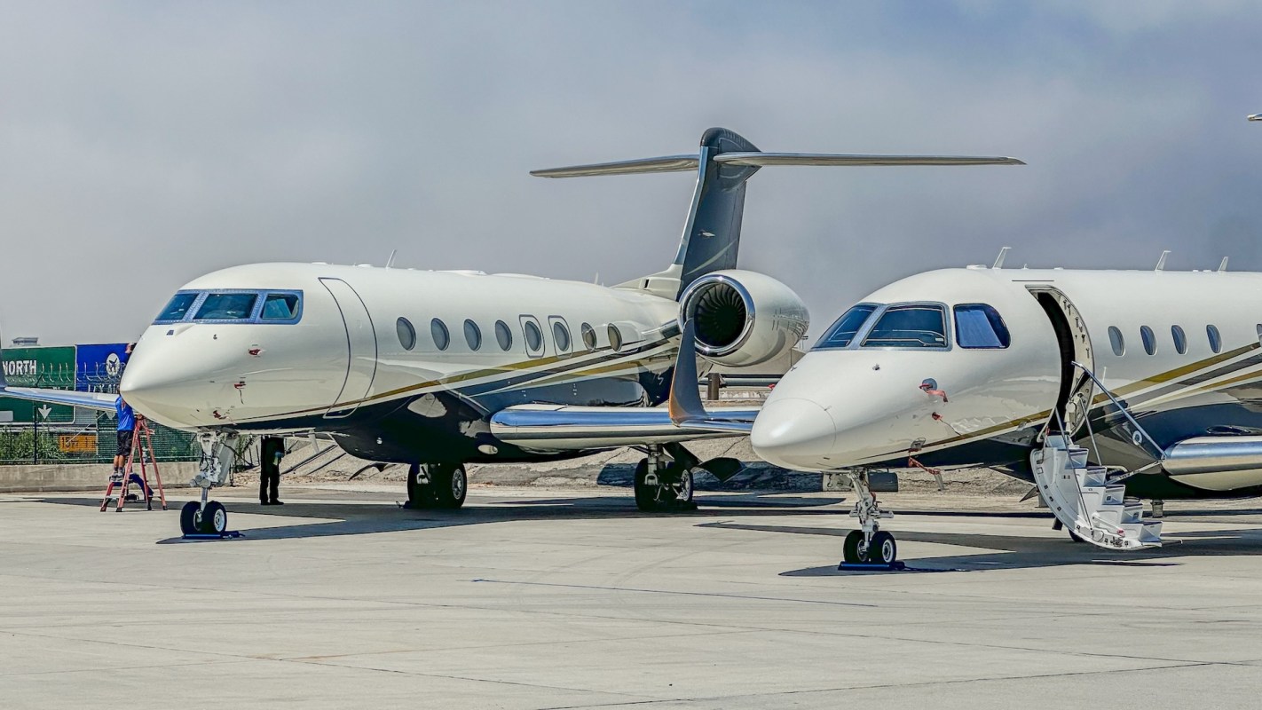 Tech leaders attending the Web Summit in Lisbon faced an unexpected logistical challenge when several executives' attempted to land private jets.
