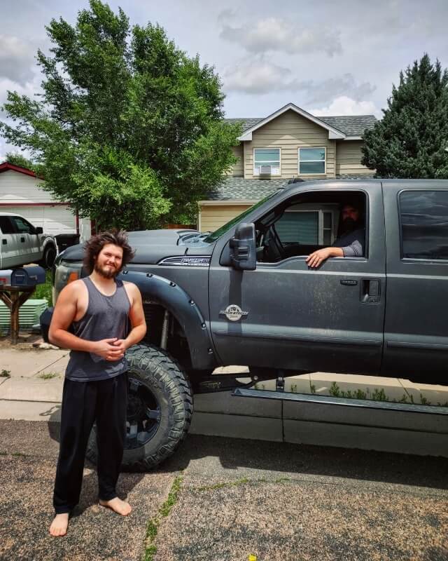 A Redditor shared photos of an oversized pickup truck, raising concerns about how dangerous these large vehicles can be.