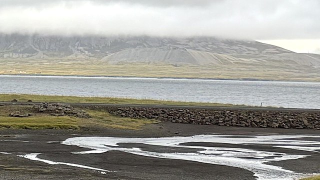 One Reddit user shared their experience with some tourists breaking national park rules in Iceland.