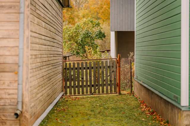 One homeowner shared his story about a neighbor who was constantly littering in his yard.