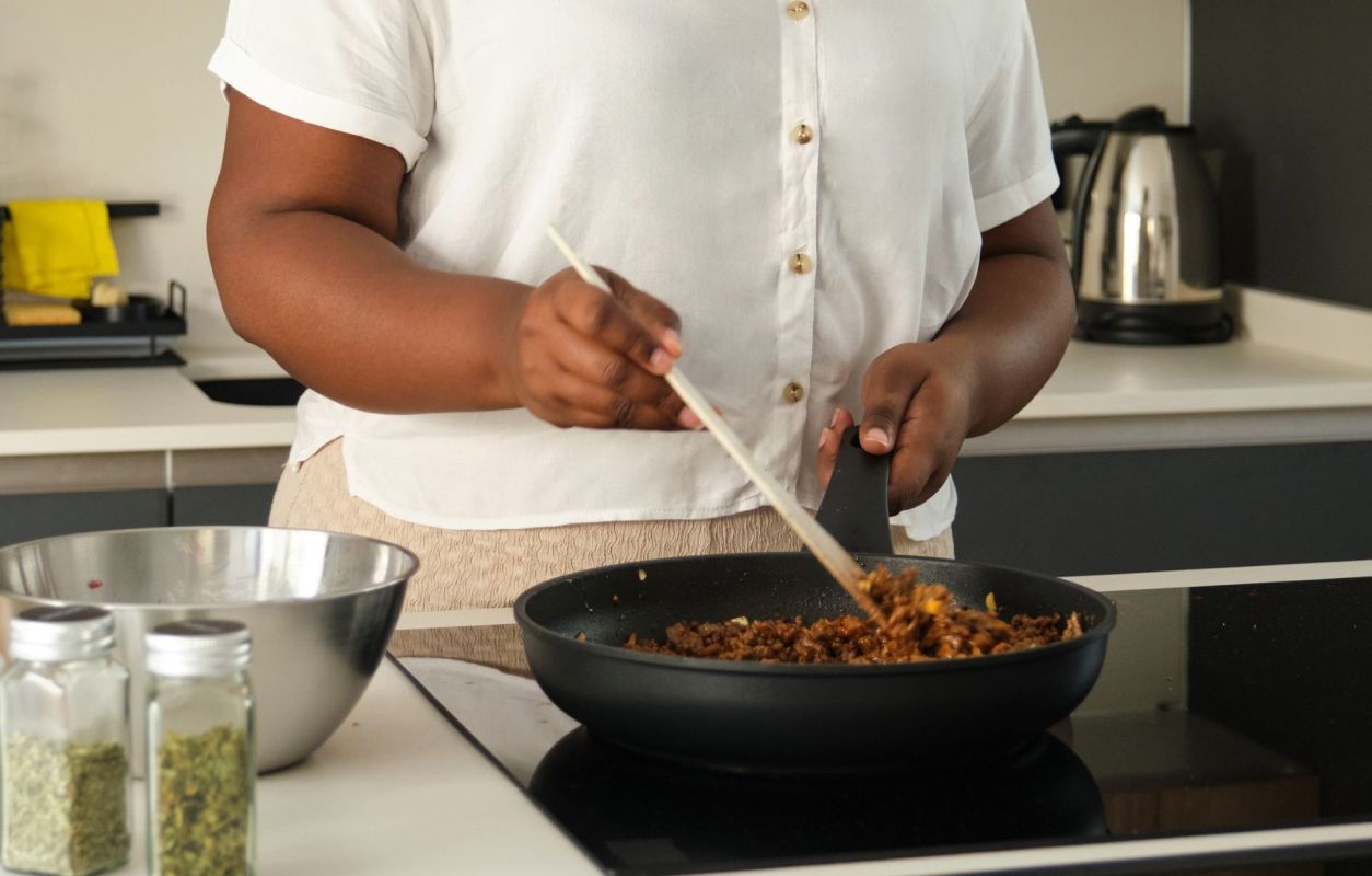 Around a quarter of the global population uses unsafe cooking practices indoors.