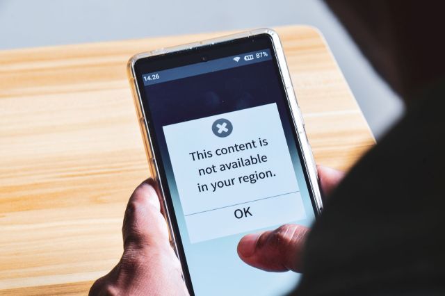 Michigan is cracking down on illegal online gambling, issuing cease-and-desist letters to 12 offshore gambling sites.