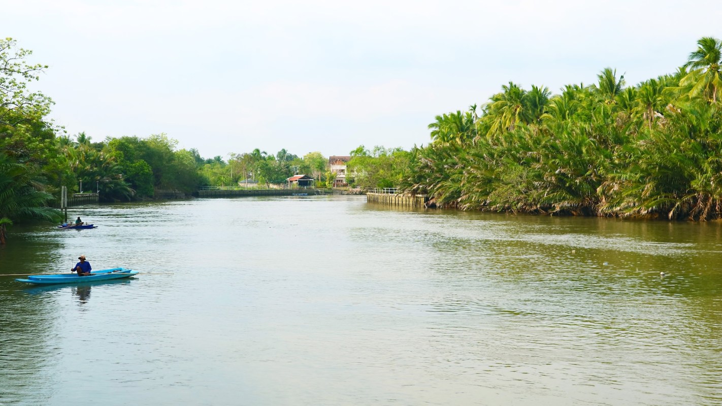 An 18-year-old angler happened across a freshwater goby that was once thought to be extinct.