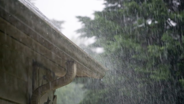 Millions of US households could save money by installing solar panels with battery backup, a recent study showed.