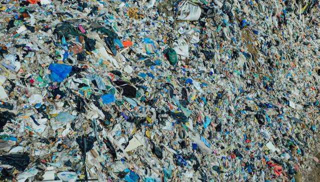 Researchers at Tokyo Metropolitan University have developed a process to recycle plastic using an iron catalyst and alcohol.