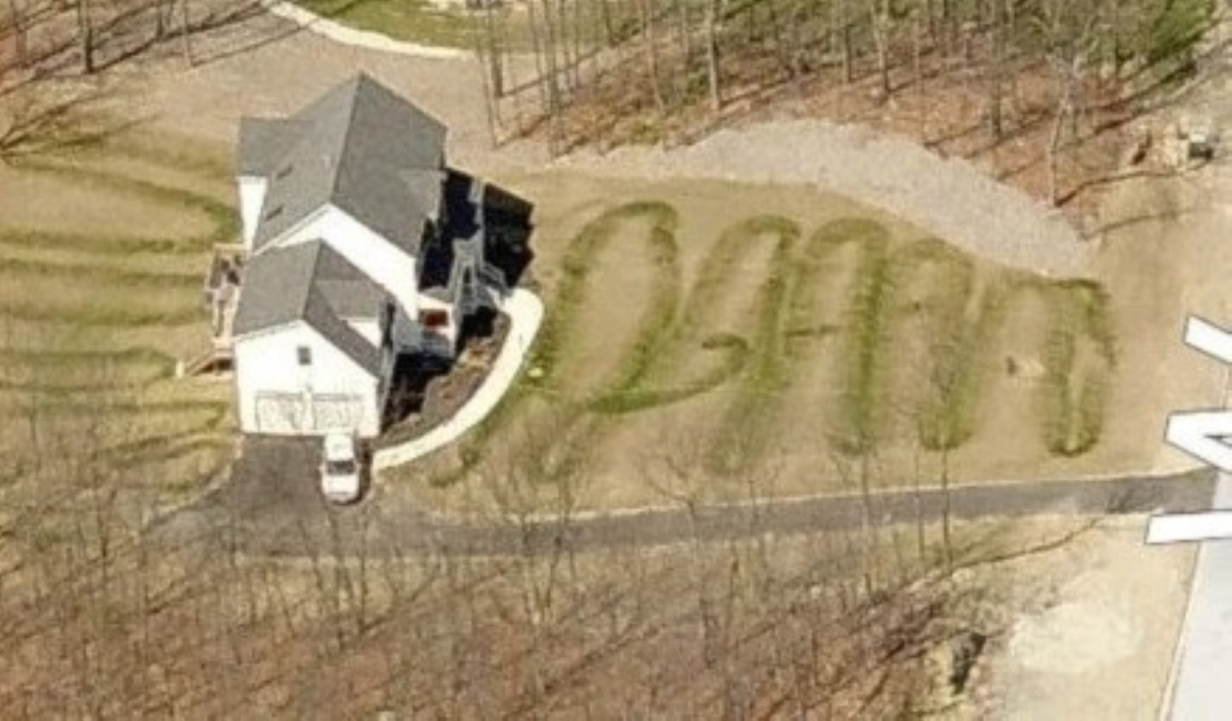 Fertilizing a lawn can be a perilous endeavor, as one unlucky homeowner discovered in a series of unflattering aerial photos.