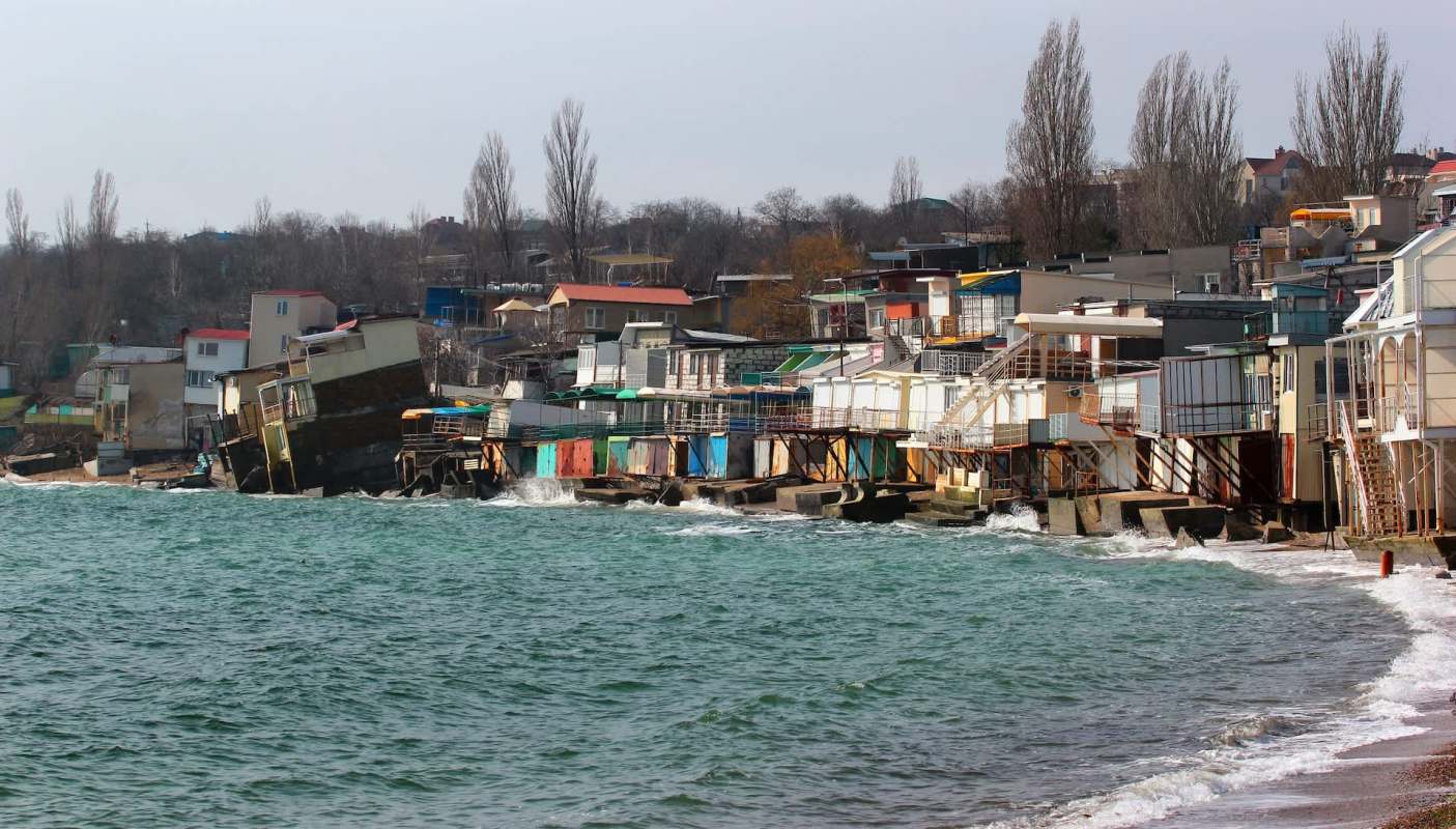 A team of U.K. researchers has developed a framework by which to incorporate high-end sea level rise projections into coastal planning decisions.