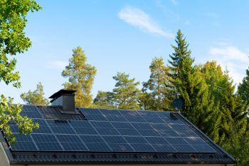 One Redditor took to r/homeowners to learn the ins and outs of solar panel ownership before the installation process begins.