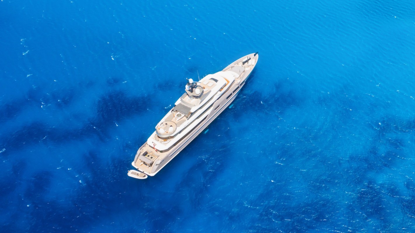 This Reddit account's crewing on a superyacht highlights the ecocidal nature of luxury sea travel.
