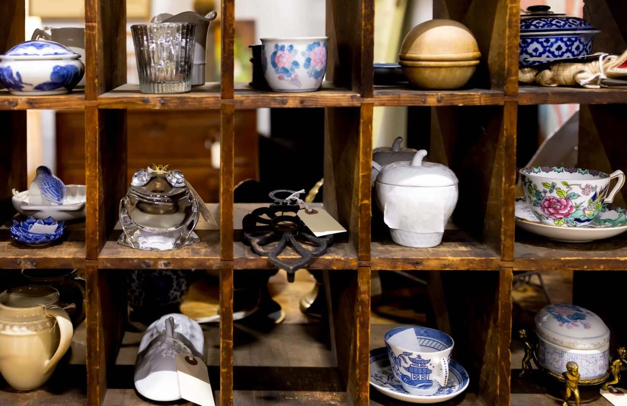 Exploring thrift stores can be fun, but one Redditor was infuriated by the exorbitant price tag on a beat-up flowerpot.