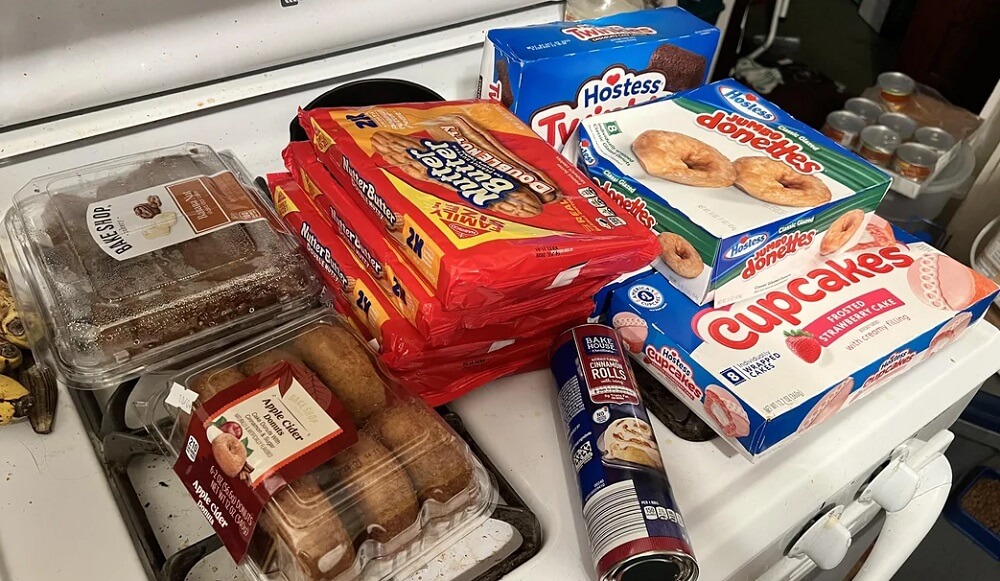 One dumpster diver shared their frustration at stores that destroy still edible food.