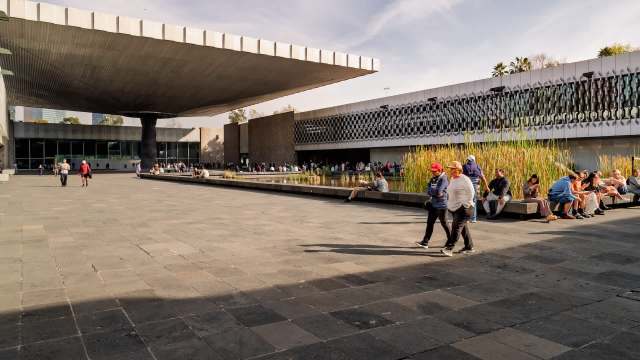 The Mexican government is taking drastic measures to address the country's growing vaping problem.