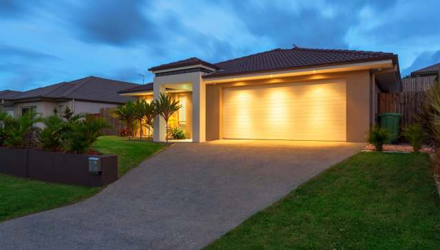 One Redditor was hit with an outrageous $1,500 electricity bill, and the comments section had plenty of opinions on what he/she should do.