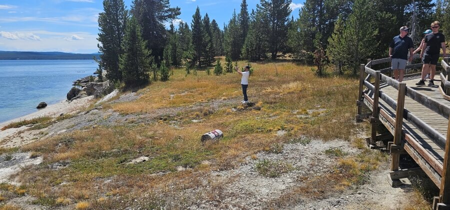 Photos shared to a Facebook group, Yellowstone National Park: Invasion of The Idiots, showed yet another tourist failing the assignment.