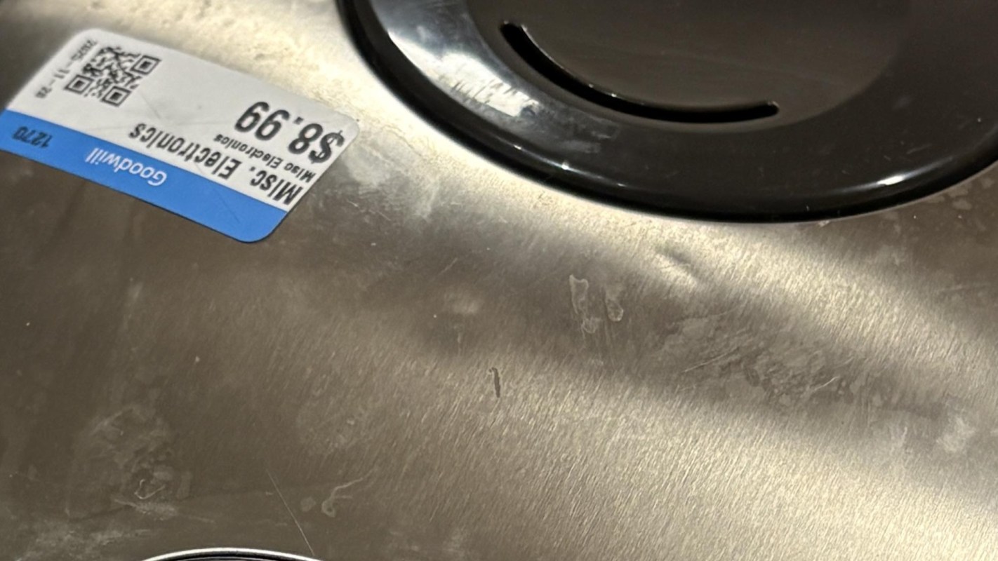 One Redditor was delighted when they found a Zojirushi rice cooker for just $9.