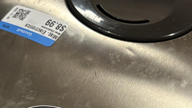 One Redditor was delighted when they found a Zojirushi rice cooker for just $9.