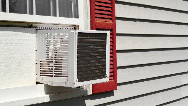 An irritated homeowner turned to Reddit for legal advice after their HOA demanded that they remove their window AC unit.