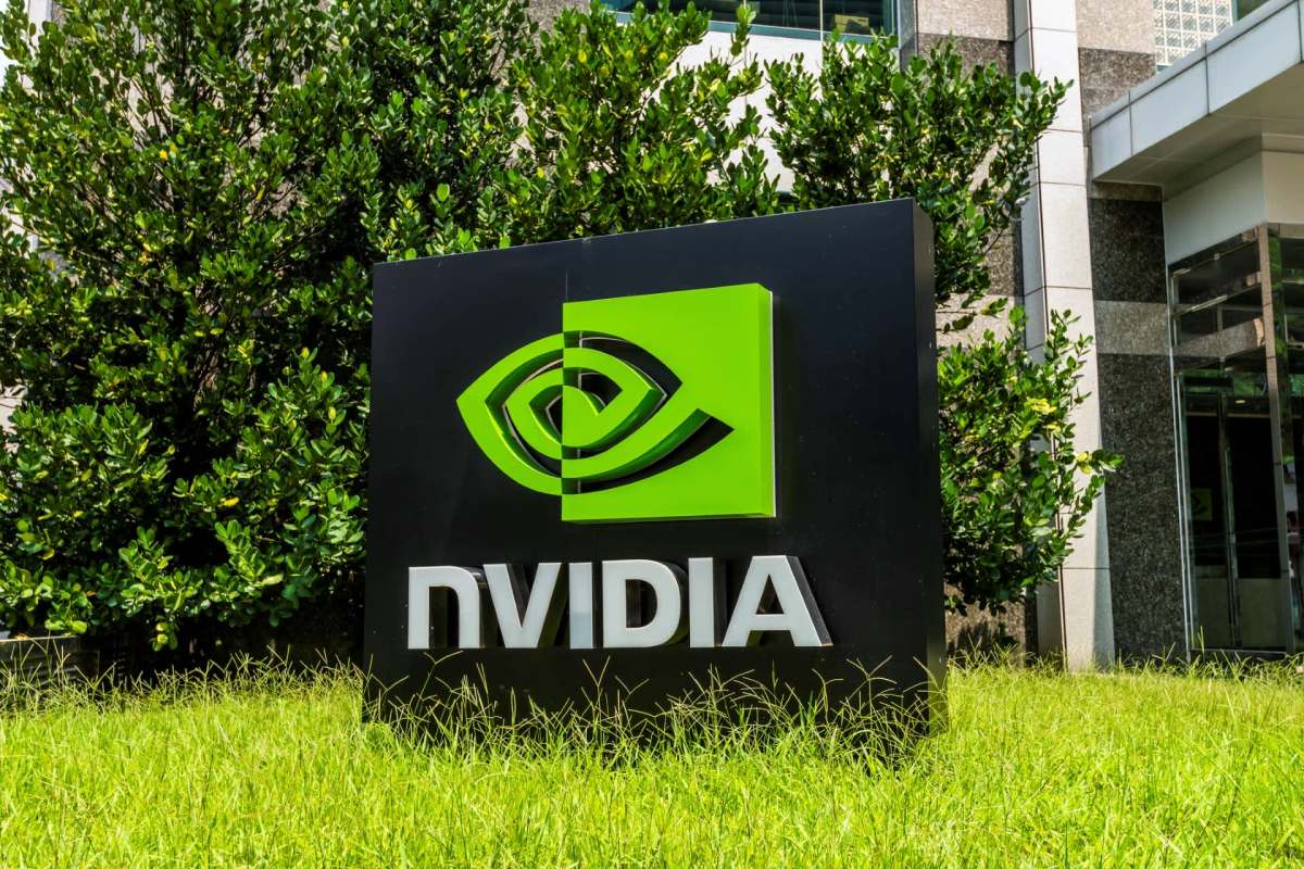 Electronic chip-maker Nvidia announced new AI technology that helps self-driving vehicles make better decisions.