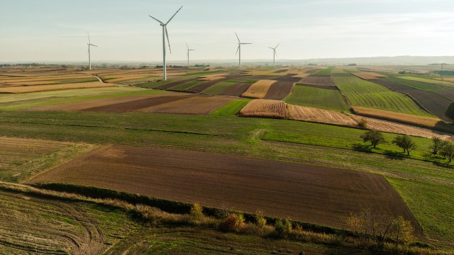 When sheep and cattle farmer Lindsay Marriott agreed to host wind turbines on his South Gippsland property, he never expected the backlash that ensued.