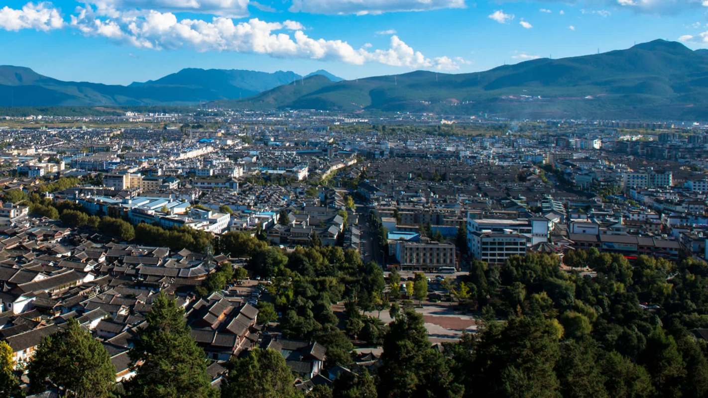 Chinese photographer Weimin Chu is capturing China's vast transition to wind and solar energy.