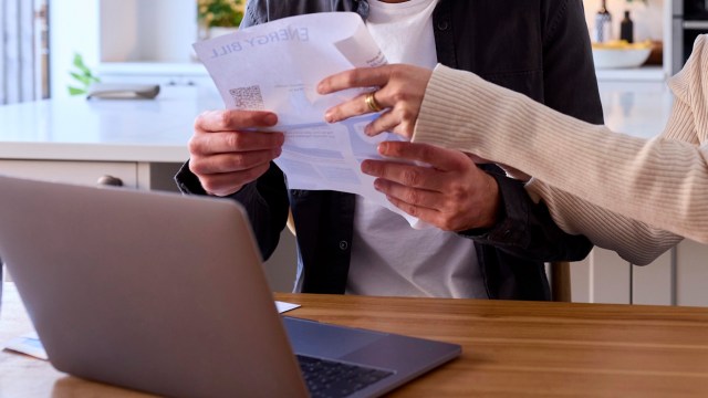 One St. Louis homeowner was outraged after their Ameren electric bill increased by 25%, prompting a Reddit post seeking advice.