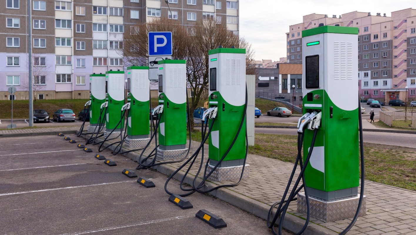 Autel Energy is bringing tap-to-pay functionality to around 100,000 EV chargers in the U.S., Canada, and Europe.