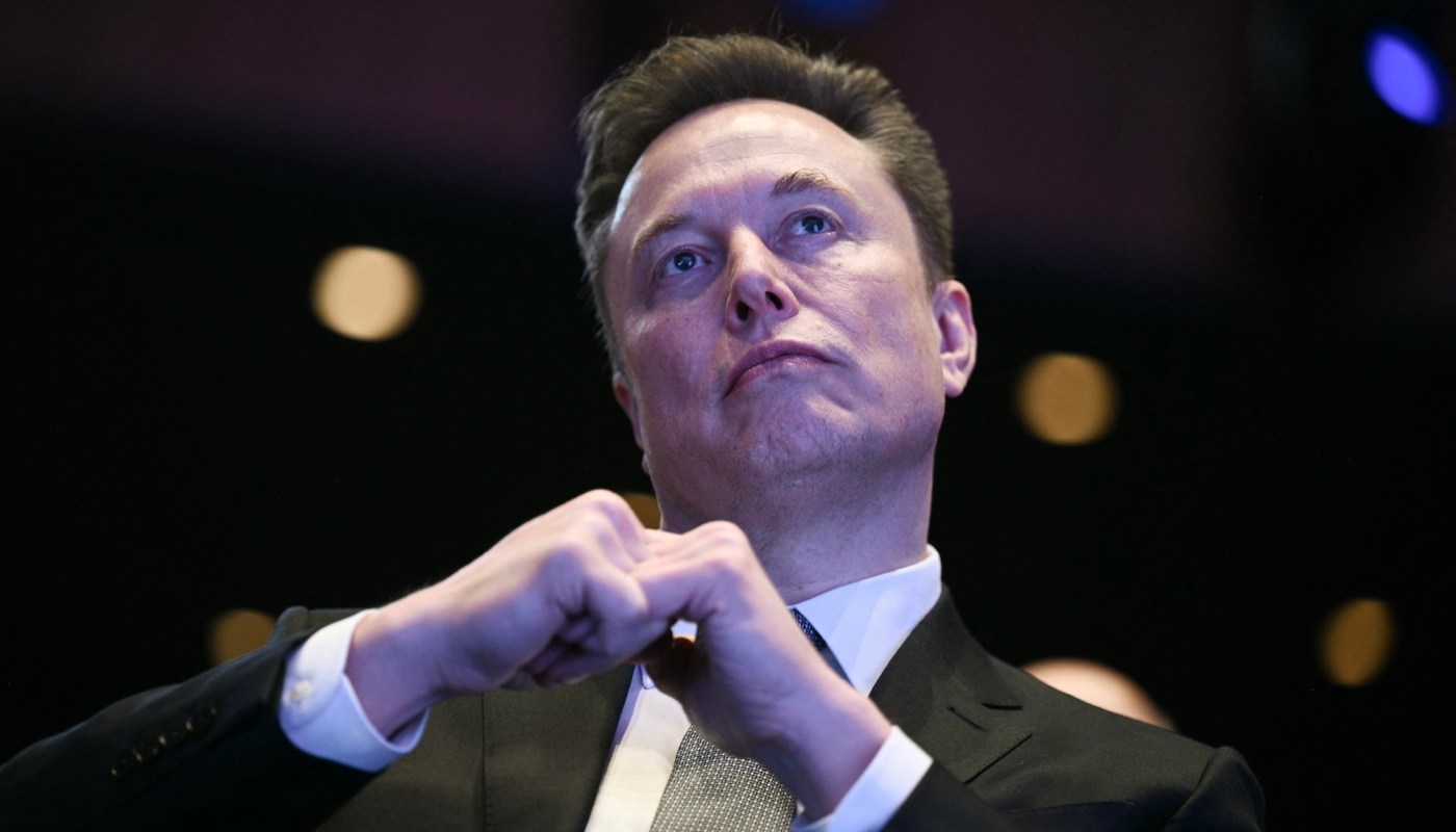 Recent comments by Elon Musk offering advice on people's savings has been met with stern criticism from several financial experts.