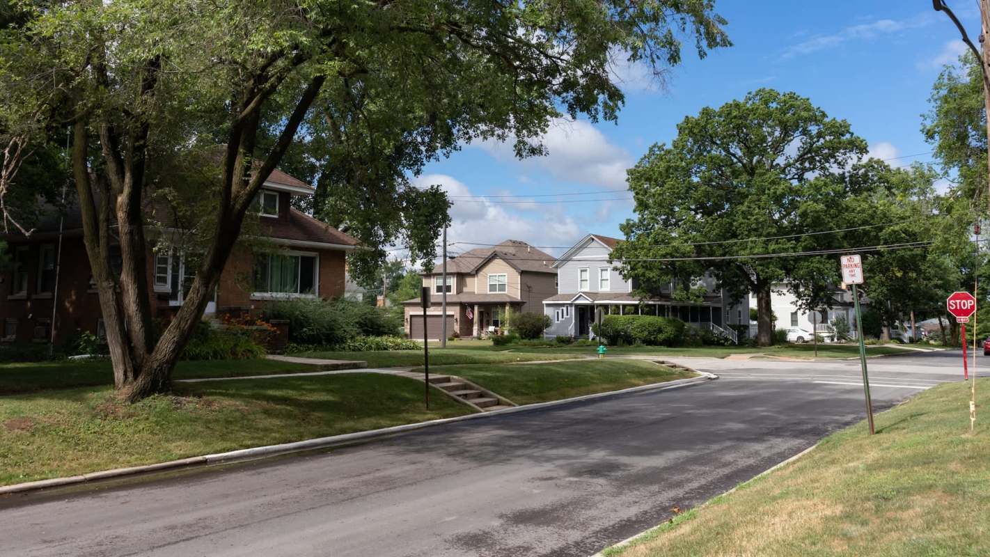 One Redditor shared a frustrating experience with HOA landscaping after their properties were covered in paint overspray.