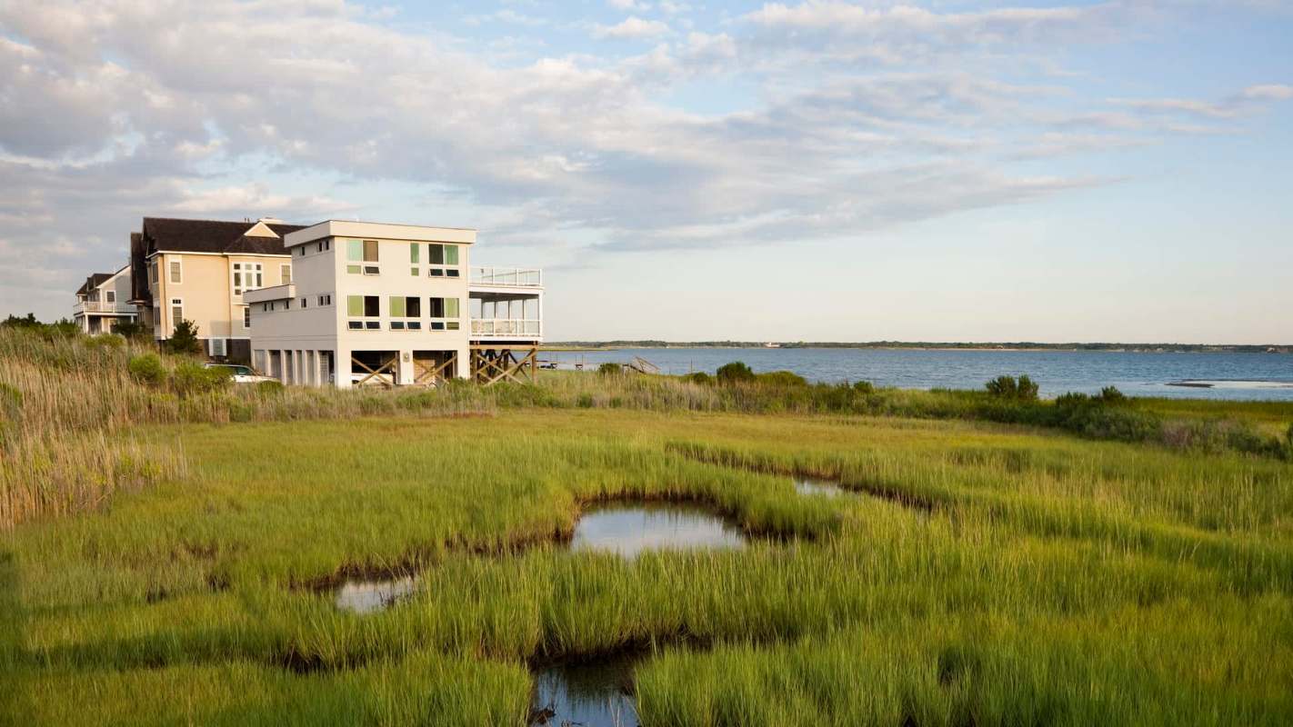 Billionaire real estate developer Harry Macklowe's facing legal trouble over his East Hampton mansion.