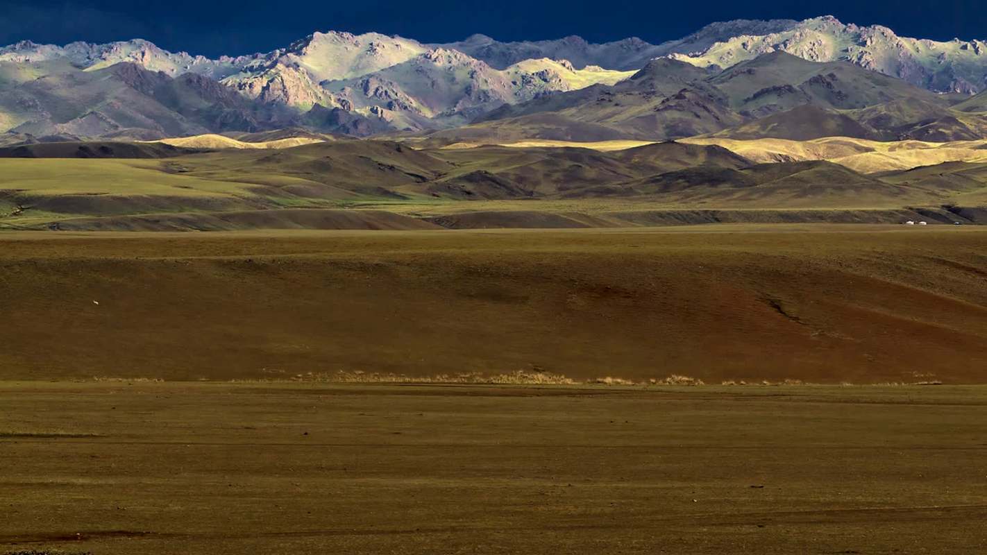 A statistical analysis of climate risks in Mongolia over recent years pointed to a correlation between monetary instability — at the individual, local, and national levels — and regional weather patterns and abnormalities.