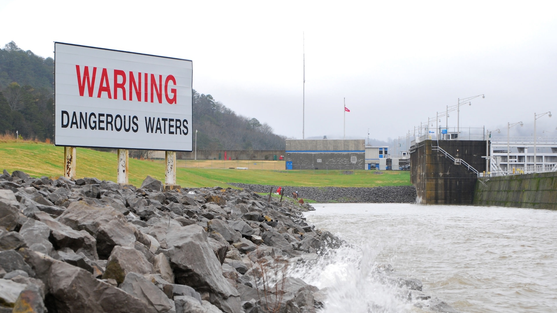 Tennessee residents celebrate state's plans to remove river dam: '[They are] drowning machines'