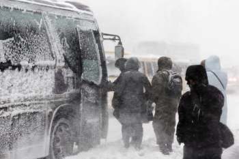 More than 6 feet of snow blanketed the Russian port city of Petropavlovsk-Kamchatsky in mid-January, but AI-generated videos exaggerated depictions of the conditions.