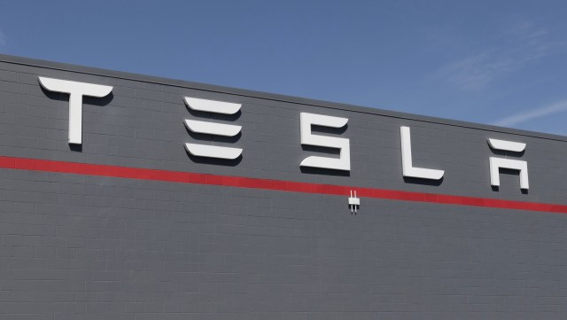 A homeowner was excited to go solar — until the fine print about a prepaid solar system started feeling hopelessly confusing.