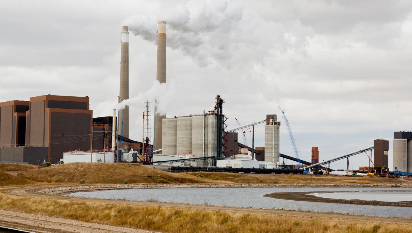 The federal government ordered Washington State's last coal-burning power plant to stay open.