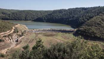 Water scarcity in northwestern Turkey has reached a critical point after the Kadıköy Dam, a key drinking water source for the town of Keşan, effectively ran dry.