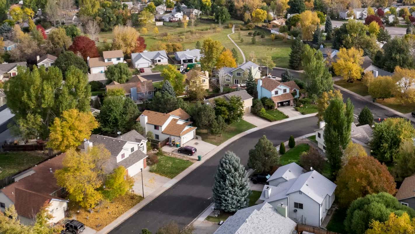 As energy consumption grows and weather patterns become less and less predictable, Americans are turning to battery backups to keep their homes running.