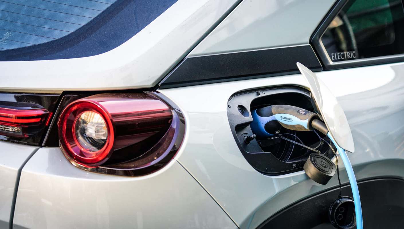 Researchers at the Pohang University of Science and Technology have stabilized a key component in battery research.