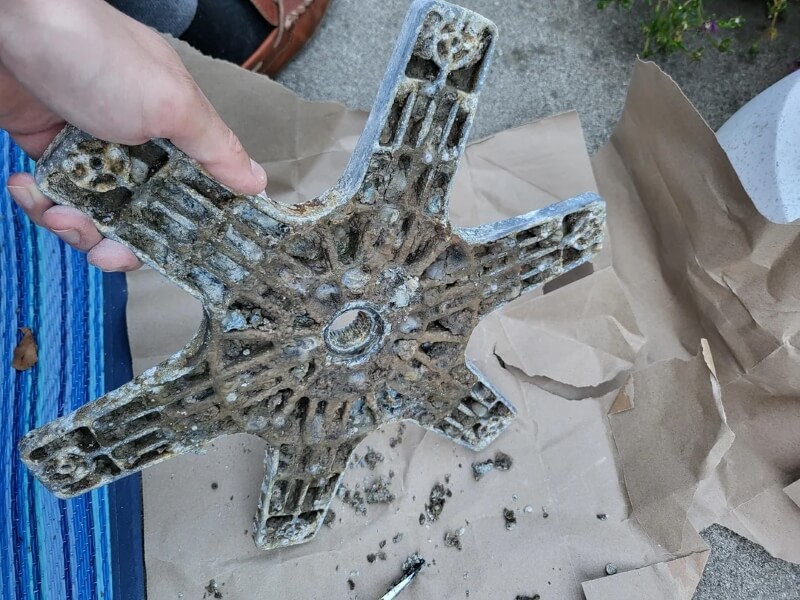 One Redditor shared a disgusting discovery they made while cleaning their laundry machine, highlighting the effects popular products can have on an essential appliance.