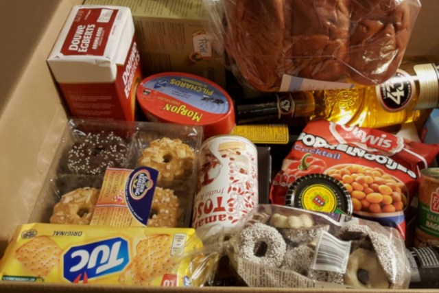 Buying food doesn't have to be expensive; there are plenty of online grocery stores now like Martie that offer affordable, healthy items.