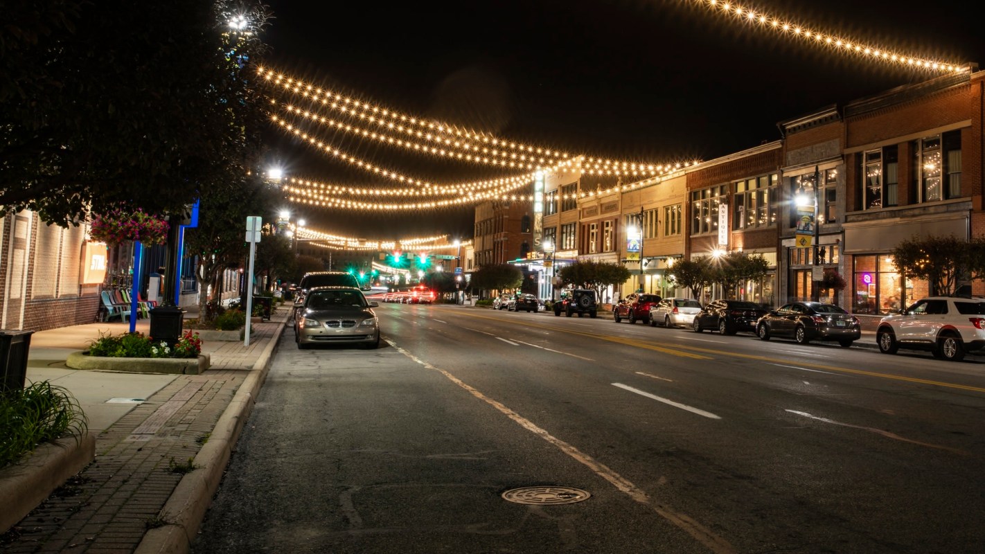 So-called disposable vapes are increasing in popularity, causing multiplying problems.