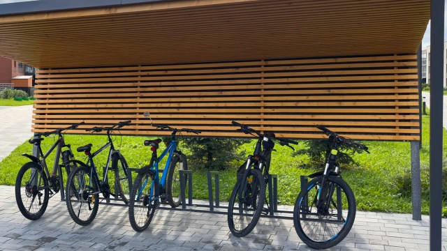 One Redditor was shocked when their HOA banned their electric skateboard and turned to the r/legaladvice thread for support.