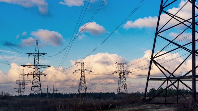 One Redditor was shocked by the nearly $700 energy bill they received for a single month in their new, bigger house.