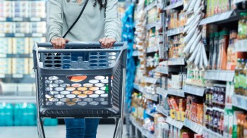 Americans are feeling the squeeze when it comes to their grocery bills.