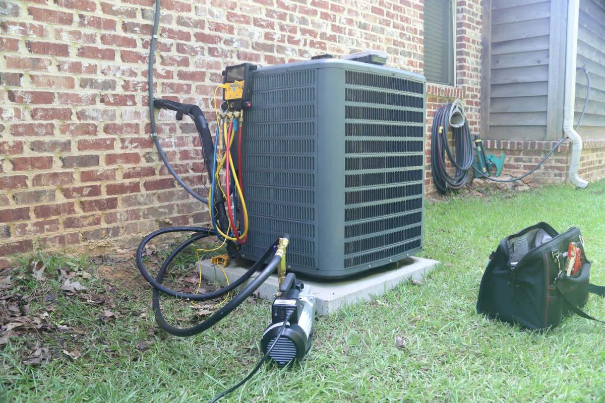One homeowner was determined to install a heat pump — until multiple contractors warned against it.