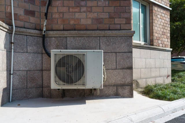 Households in the United Kingdom could save 50% on energy bills by switching to energy-efficient heat pumps.