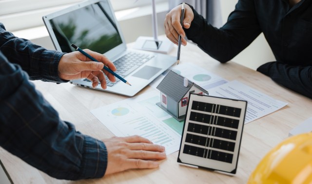 One homeowner was shocked to learn that it was more expensive to get solar panel quotes by going directly to local vendors rather than using EnergySage.