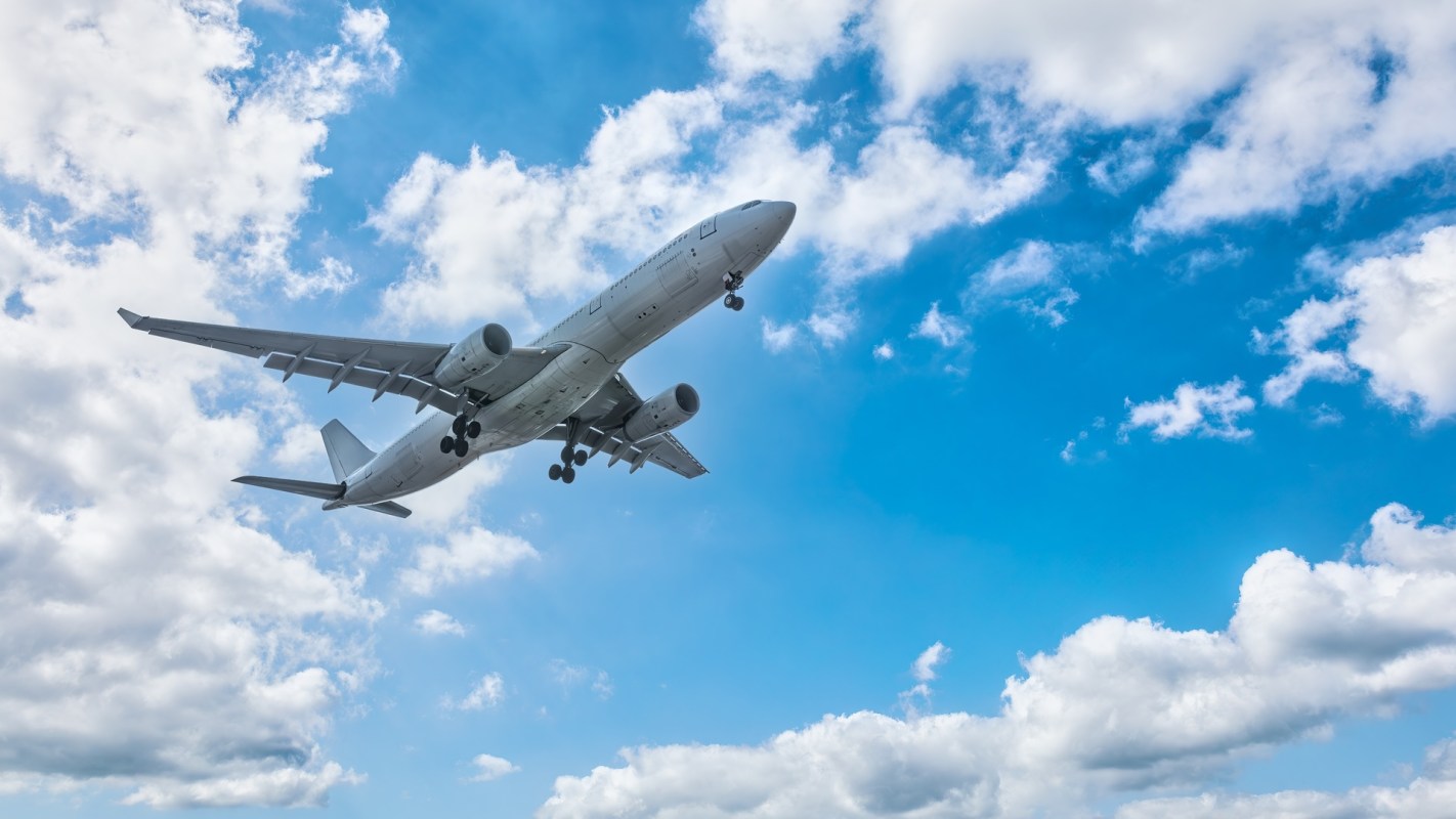 The University of Illinois' team found a way to turn food waste into sustainable aviation fuel — a move that could help limit pollution from two sources.